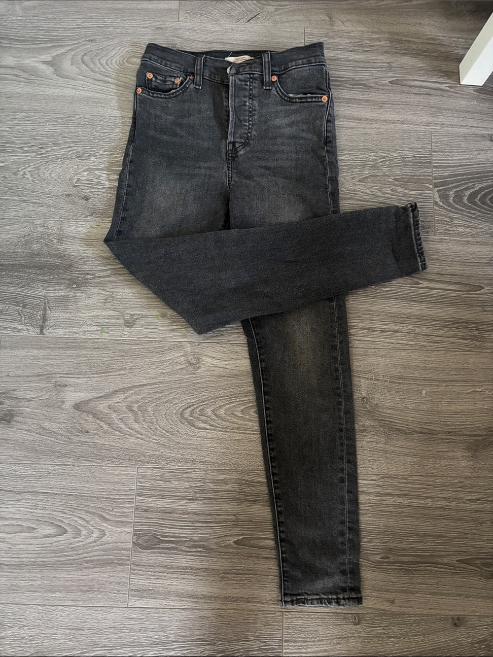 Levi’s wedgie skinny High-Rise Slim Fit Women's Jeans - Black